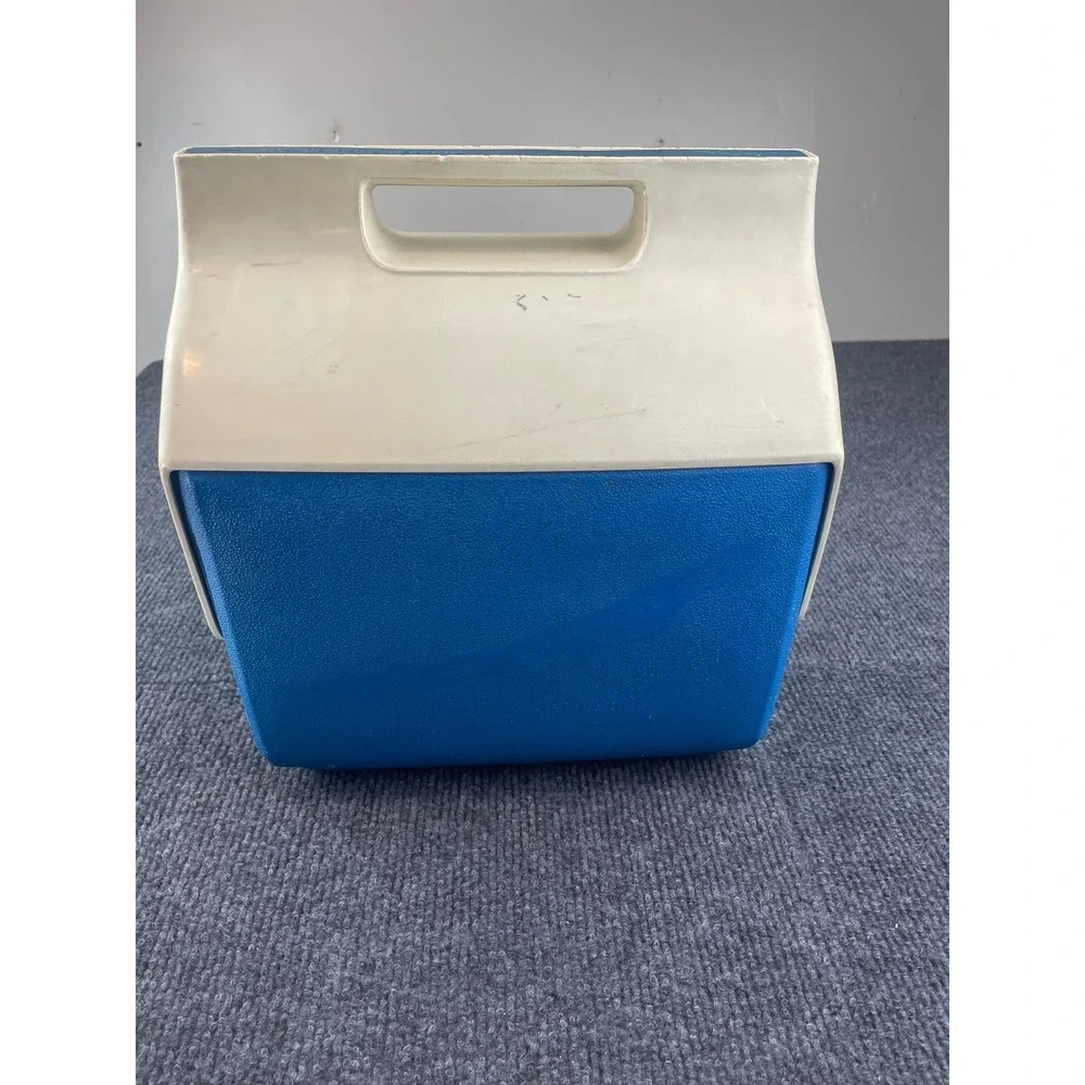 Igloo Little Playmate Cooler Vintage Blue White Tent Top Personal Lunch Box 7 Qt